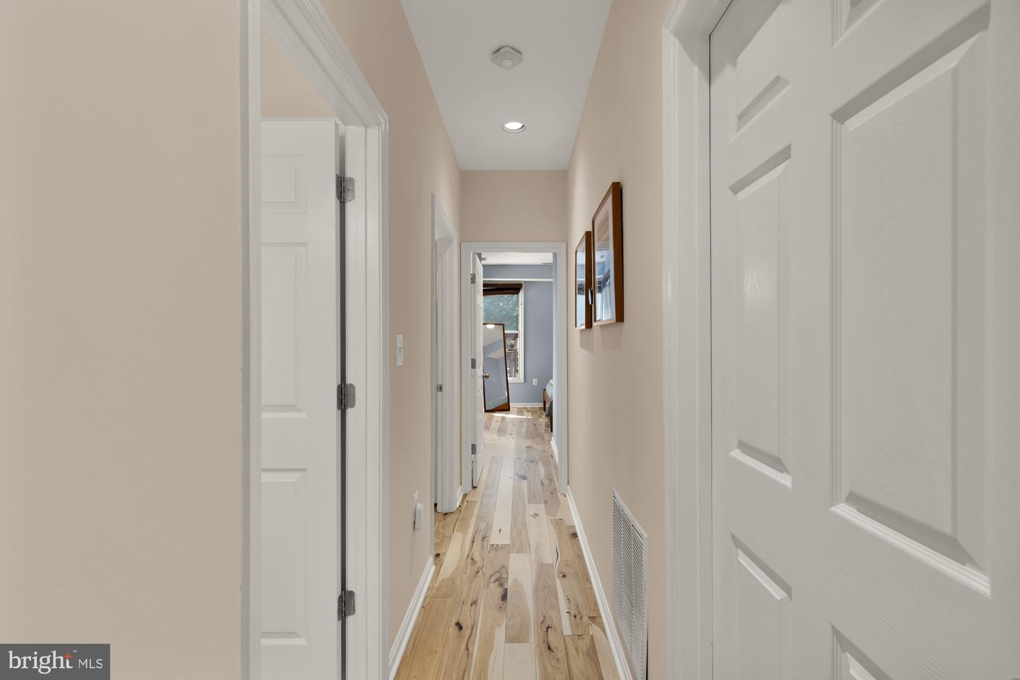 266 KENTUCKY AVE SE #B, WASHINGTON, District Of Columbia 20003, 2 Bedrooms Bedrooms, ,2 BathroomsBathrooms,Residential,For sale,266 KENTUCKY AVE SE #B,DCDC2200640 MLS # DCDC2200640