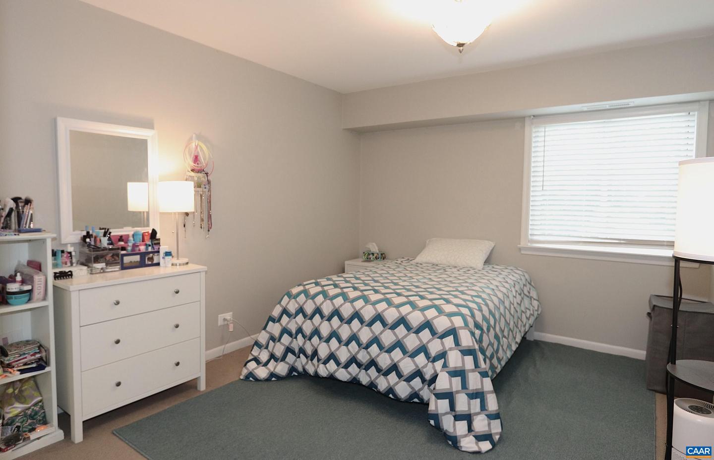 1800 JEFFERSON PARK AVE #92, CHARLOTTESVILLE, Virginia 22903, 2 Bedrooms Bedrooms, ,1 BathroomBathrooms,Residential,For sale,1800 JEFFERSON PARK AVE #92,664528 MLS # 664528