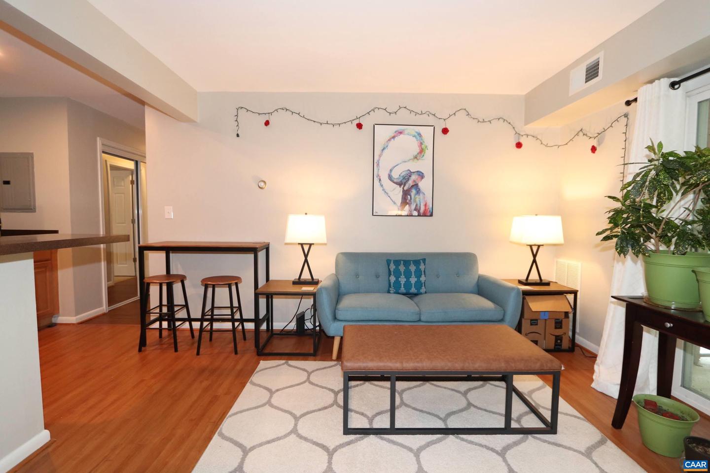 1800 JEFFERSON PARK AVE #92, CHARLOTTESVILLE, Virginia 22903, 2 Bedrooms Bedrooms, ,1 BathroomBathrooms,Residential,For sale,1800 JEFFERSON PARK AVE #92,664528 MLS # 664528
