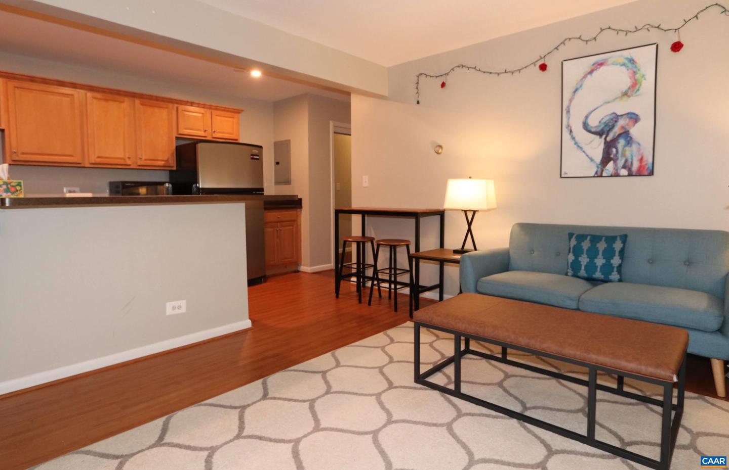 1800 JEFFERSON PARK AVE #92, CHARLOTTESVILLE, Virginia 22903, 2 Bedrooms Bedrooms, ,1 BathroomBathrooms,Residential,For sale,1800 JEFFERSON PARK AVE #92,664528 MLS # 664528
