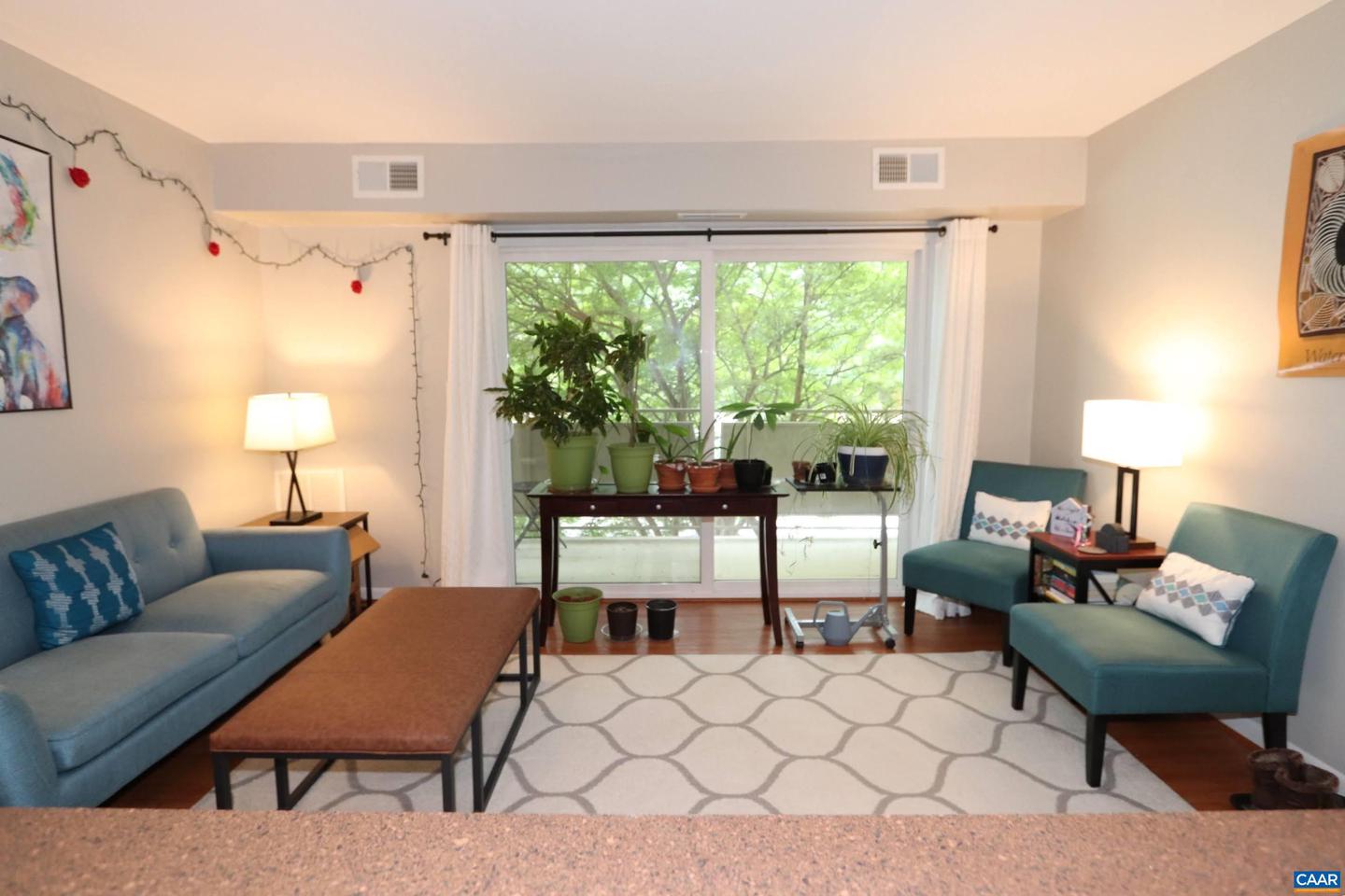 1800 JEFFERSON PARK AVE #92, CHARLOTTESVILLE, Virginia 22903, 2 Bedrooms Bedrooms, ,1 BathroomBathrooms,Residential,For sale,1800 JEFFERSON PARK AVE #92,664528 MLS # 664528