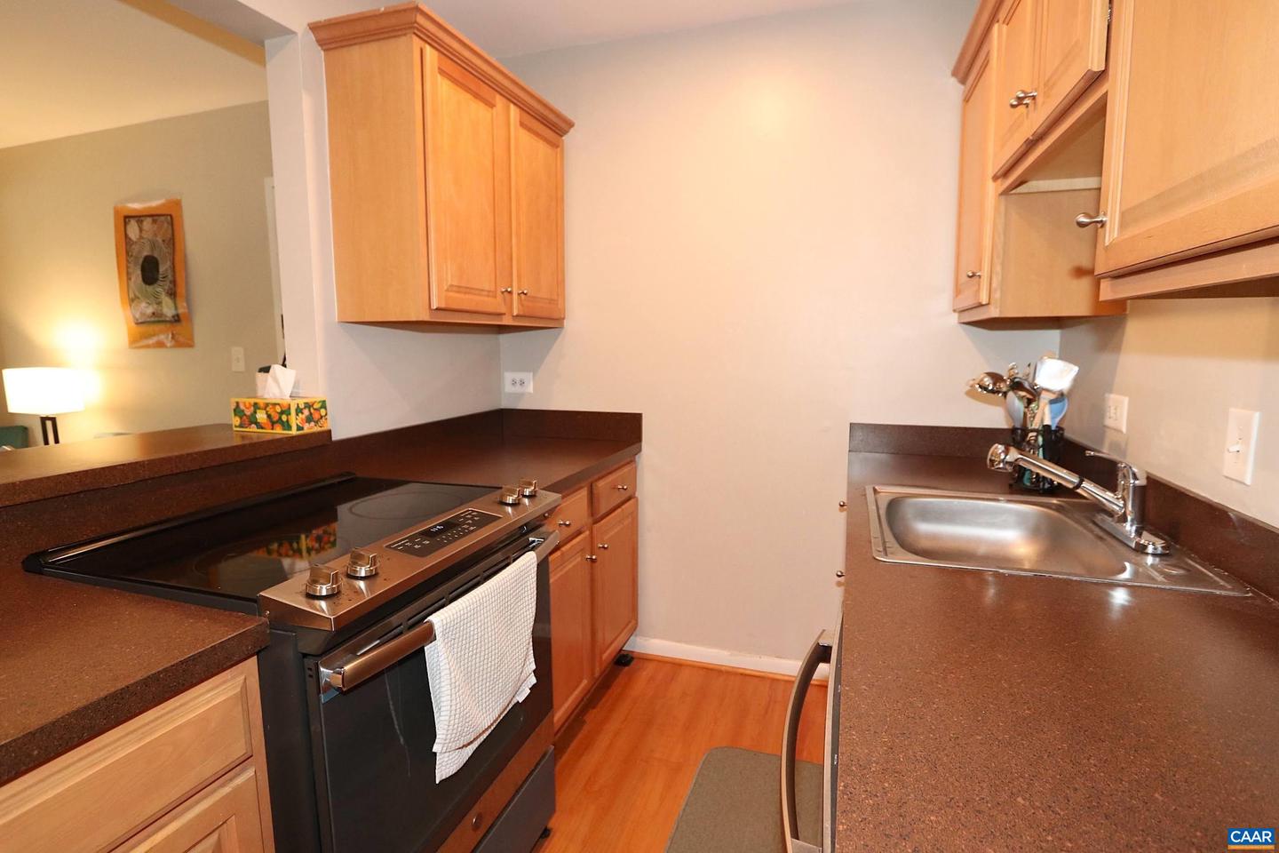 1800 JEFFERSON PARK AVE #92, CHARLOTTESVILLE, Virginia 22903, 2 Bedrooms Bedrooms, ,1 BathroomBathrooms,Residential,For sale,1800 JEFFERSON PARK AVE #92,664528 MLS # 664528