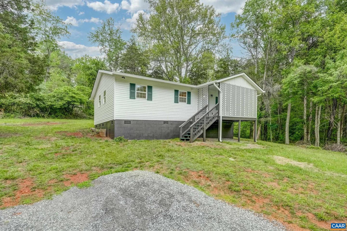4884 COVE GARDEN RD, NORTH GARDEN, Virginia 22959, 3 Bedrooms Bedrooms, ,1 BathroomBathrooms,Residential,For sale,4884 COVE GARDEN RD,664529 MLS # 664529