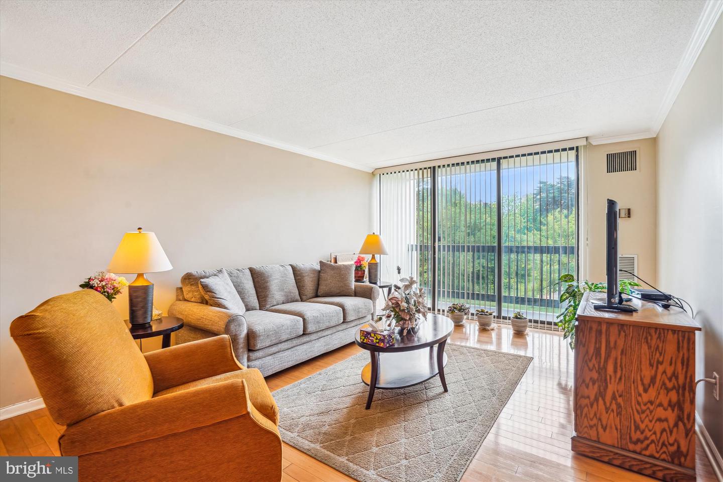 6300 STEVENSON AVE #523, ALEXANDRIA, Virginia 22304, 2 Bedrooms Bedrooms, ,2 BathroomsBathrooms,Residential,For sale,6300 STEVENSON AVE #523,VAAX2045356 MLS # VAAX2045356