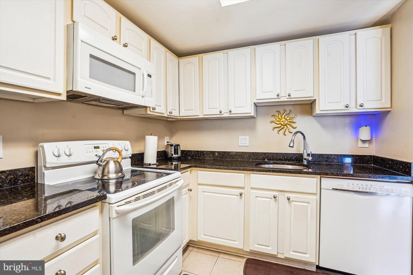 6300 STEVENSON AVE #523, ALEXANDRIA, Virginia 22304, 2 Bedrooms Bedrooms, ,2 BathroomsBathrooms,Residential,For sale,6300 STEVENSON AVE #523,VAAX2045356 MLS # VAAX2045356