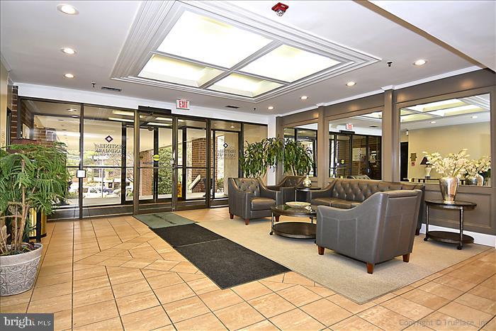6300 STEVENSON AVE #523, ALEXANDRIA, Virginia 22304, 2 Bedrooms Bedrooms, ,2 BathroomsBathrooms,Residential,For sale,6300 STEVENSON AVE #523,VAAX2045356 MLS # VAAX2045356