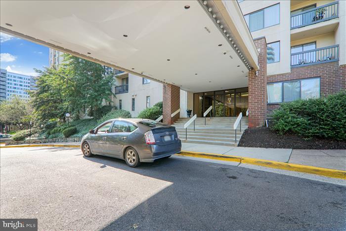 6300 STEVENSON AVE #523, ALEXANDRIA, Virginia 22304, 2 Bedrooms Bedrooms, ,2 BathroomsBathrooms,Residential,For sale,6300 STEVENSON AVE #523,VAAX2045356 MLS # VAAX2045356