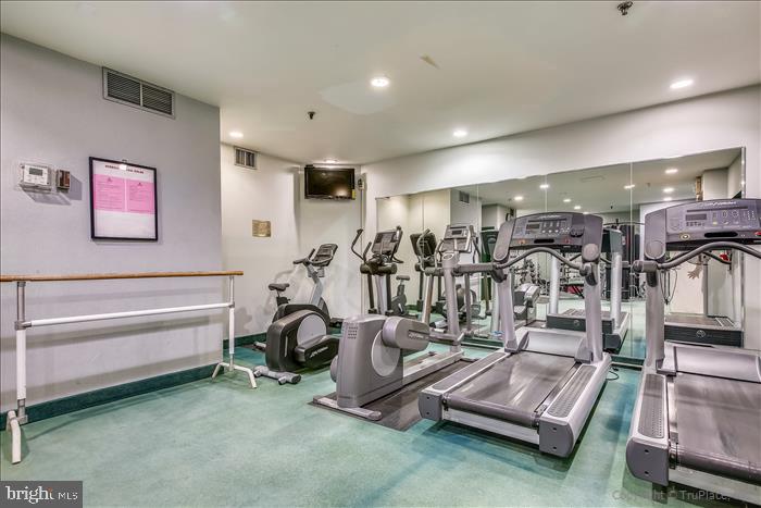 6300 STEVENSON AVE #523, ALEXANDRIA, Virginia 22304, 2 Bedrooms Bedrooms, ,2 BathroomsBathrooms,Residential,For sale,6300 STEVENSON AVE #523,VAAX2045356 MLS # VAAX2045356