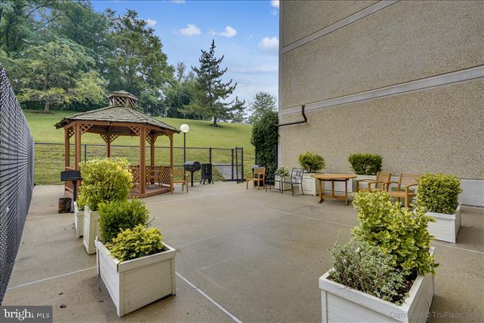 6300 STEVENSON AVE #523, ALEXANDRIA, Virginia 22304, 2 Bedrooms Bedrooms, ,2 BathroomsBathrooms,Residential,For sale,6300 STEVENSON AVE #523,VAAX2045356 MLS # VAAX2045356