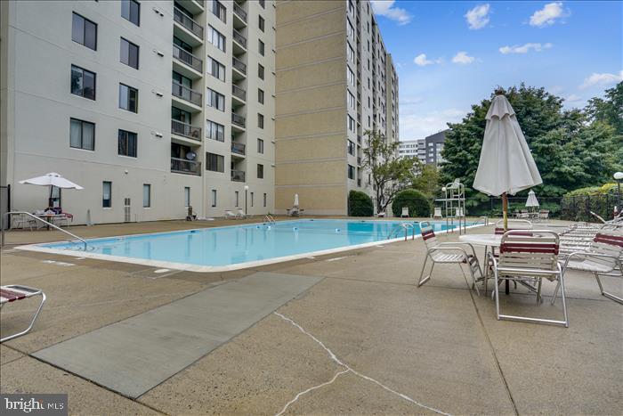 6300 STEVENSON AVE #523, ALEXANDRIA, Virginia 22304, 2 Bedrooms Bedrooms, ,2 BathroomsBathrooms,Residential,For sale,6300 STEVENSON AVE #523,VAAX2045356 MLS # VAAX2045356