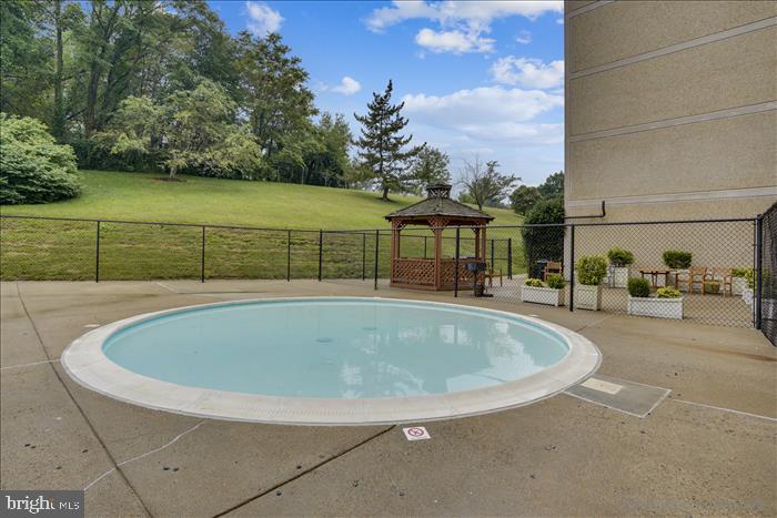 6300 STEVENSON AVE #523, ALEXANDRIA, Virginia 22304, 2 Bedrooms Bedrooms, ,2 BathroomsBathrooms,Residential,For sale,6300 STEVENSON AVE #523,VAAX2045356 MLS # VAAX2045356