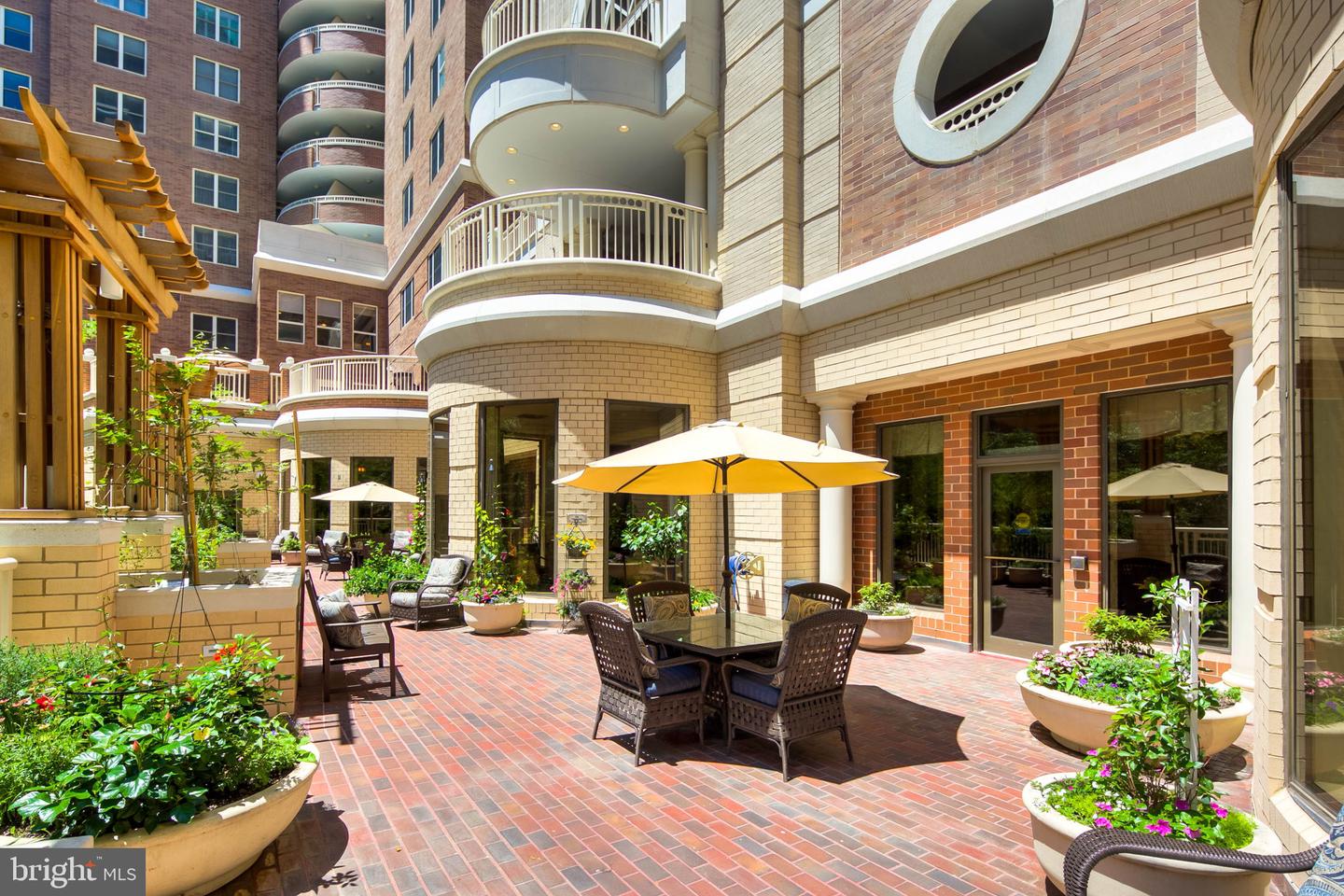 900 N TAYLOR ST #731, ARLINGTON, Virginia 22203, 1 Bedroom Bedrooms, ,1 BathroomBathrooms,Residential,For sale,900 N TAYLOR ST #731,VAAR2057488 MLS # VAAR2057488