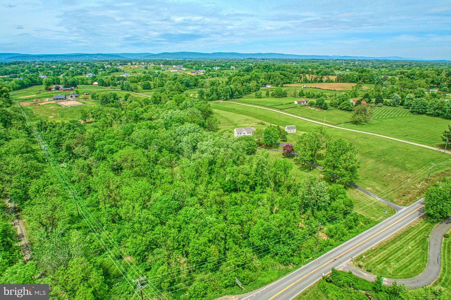 17045 HAMILTON STATION RD, HAMILTON, Virginia 20158, 6 Bedrooms Bedrooms, ,4 BathroomsBathrooms,Residential,For sale,17045 HAMILTON STATION RD,VALO2096484 MLS # VALO2096484