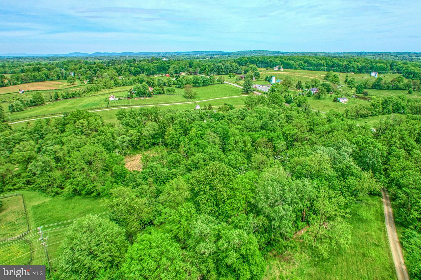17045 HAMILTON STATION RD, HAMILTON, Virginia 20158, 6 Bedrooms Bedrooms, ,4 BathroomsBathrooms,Residential,For sale,17045 HAMILTON STATION RD,VALO2096484 MLS # VALO2096484