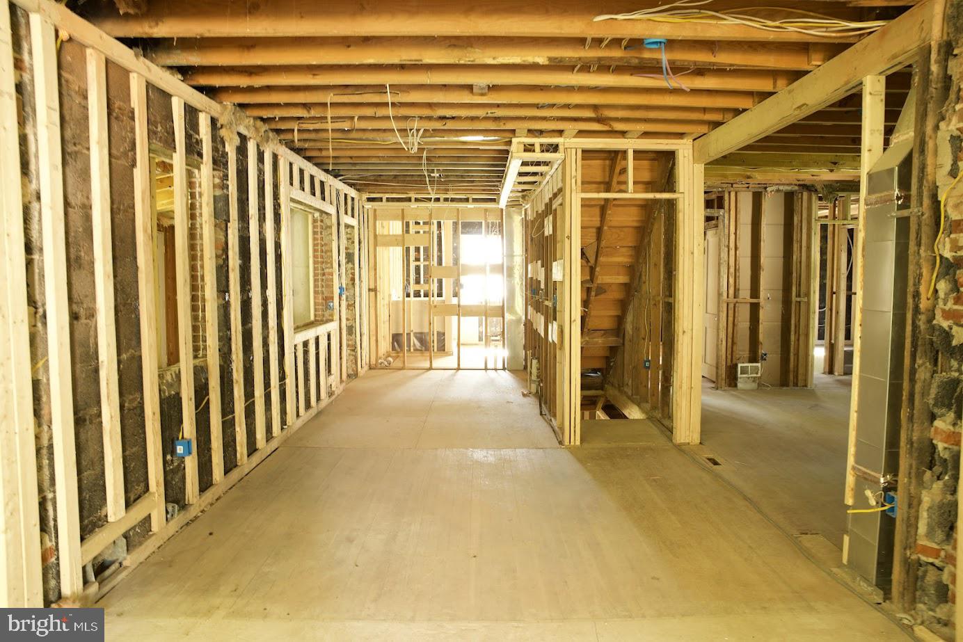 3704 SUITLAND RD SE, WASHINGTON, District Of Columbia 20020, 6 Bedrooms Bedrooms, ,6 BathroomsBathrooms,Residential,For sale,3704 SUITLAND RD SE,DCDC2200690 MLS # DCDC2200690