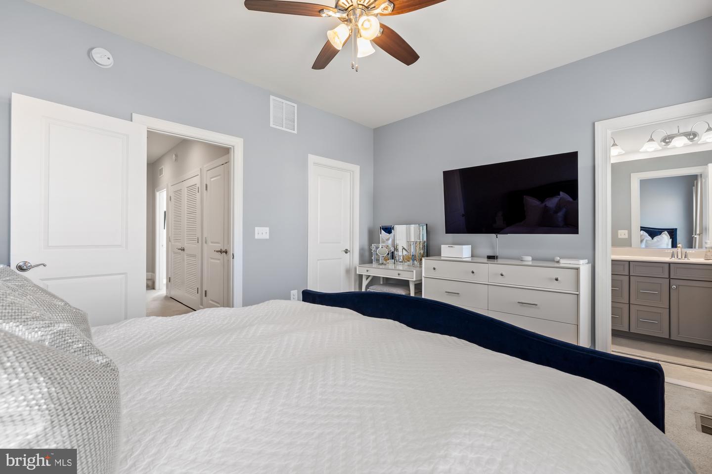 3705 AMBROSE HILLS RD, FALLS CHURCH, Virginia 22041, 3 Bedrooms Bedrooms, ,3 BathroomsBathrooms,Residential,For sale,3705 AMBROSE HILLS RD,VAFX2240962 MLS # VAFX2240962