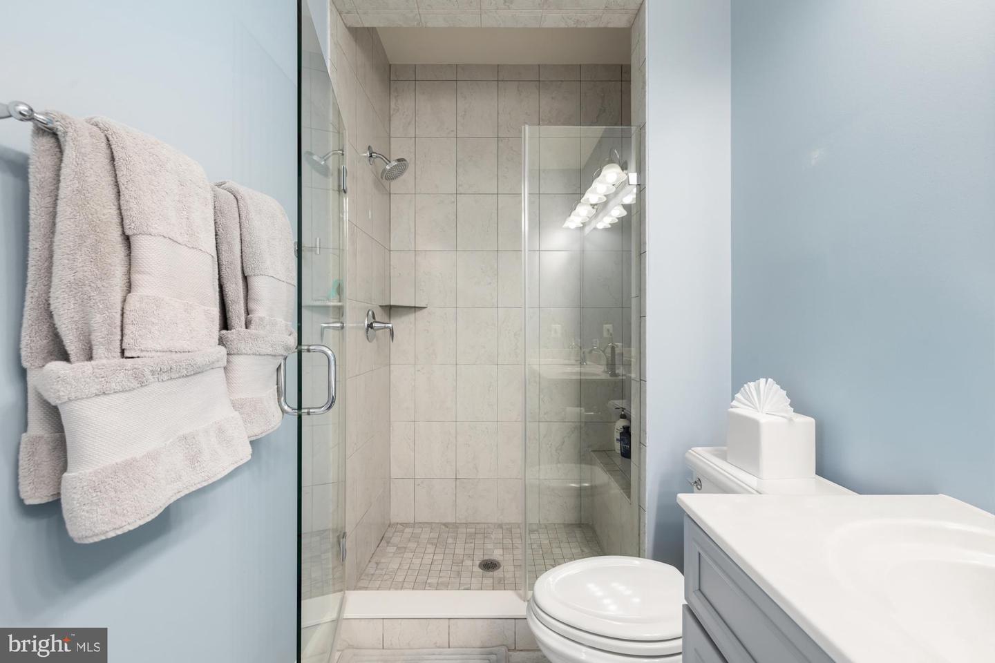 3705 AMBROSE HILLS RD, FALLS CHURCH, Virginia 22041, 3 Bedrooms Bedrooms, ,3 BathroomsBathrooms,Residential,For sale,3705 AMBROSE HILLS RD,VAFX2240962 MLS # VAFX2240962