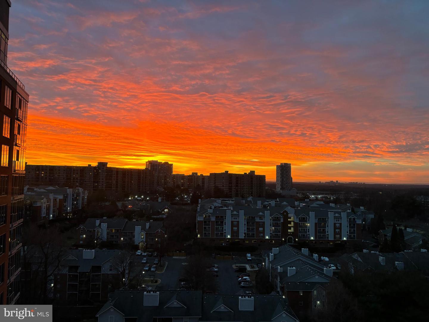 8220 CRESTWOOD HEIGHTS DR #1406, MCLEAN, Virginia 22102, 1 Bedroom Bedrooms, ,1 BathroomBathrooms,Residential,For sale,8220 CRESTWOOD HEIGHTS DR #1406,VAFX2240968 MLS # VAFX2240968