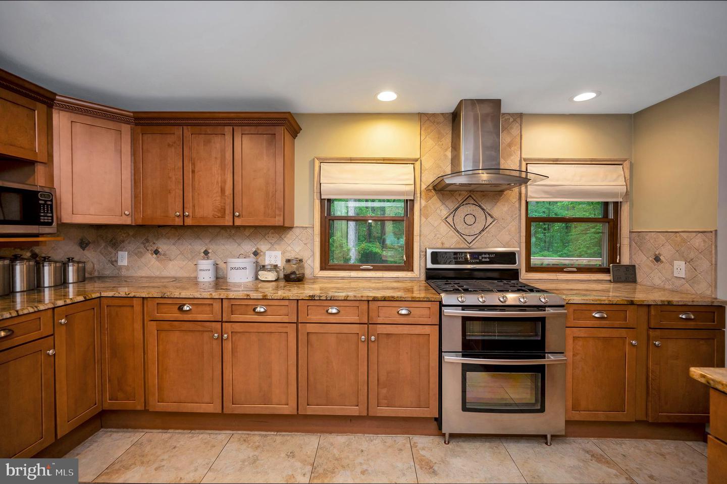 10001 SHAWNEE LN, SPOTSYLVANIA, Virginia 22553, 3 Bedrooms Bedrooms, ,3 BathroomsBathrooms,Residential,For sale,10001 SHAWNEE LN,VASP2033144 MLS # VASP2033144