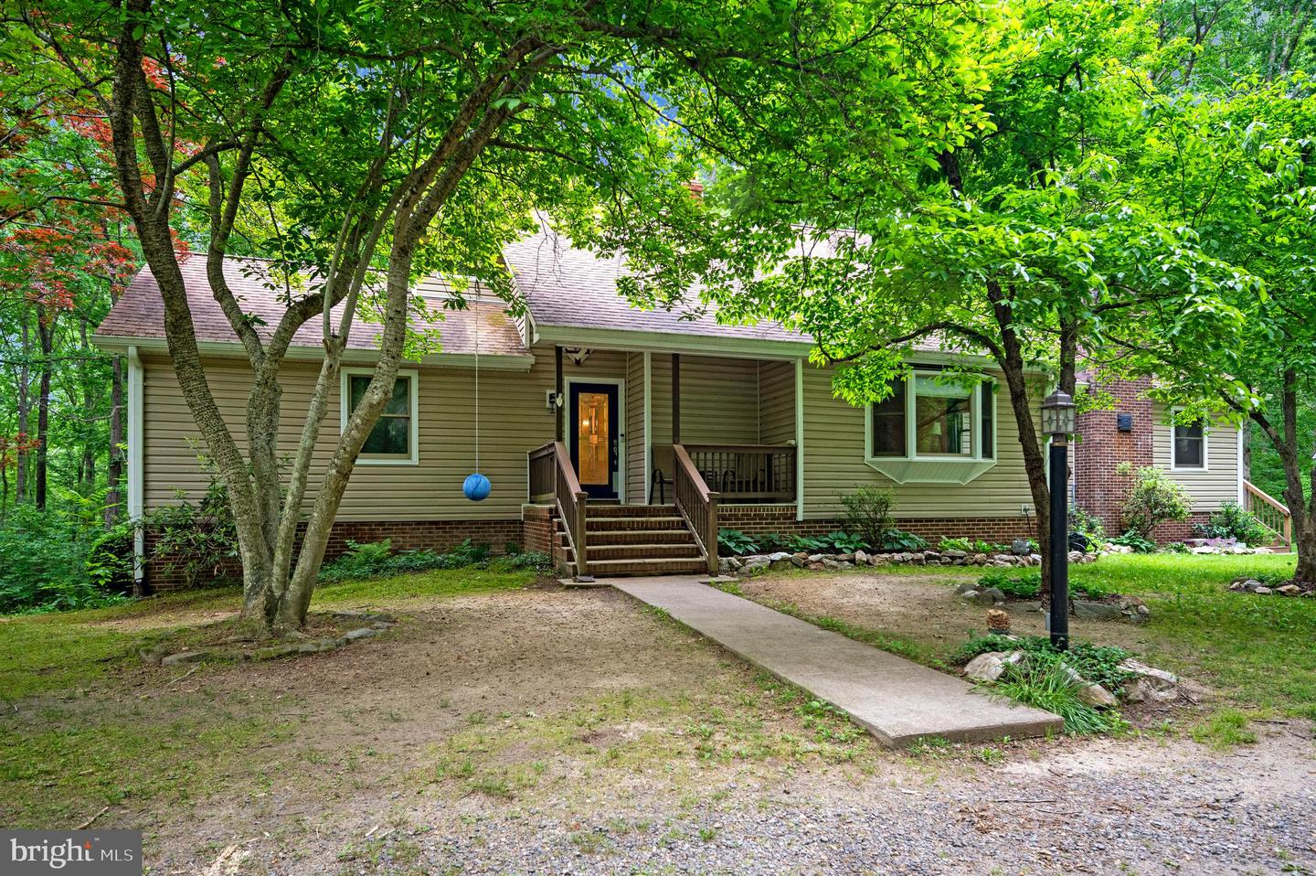 10001 SHAWNEE LN, SPOTSYLVANIA, Virginia 22553, 3 Bedrooms Bedrooms, ,3 BathroomsBathrooms,Residential,For sale,10001 SHAWNEE LN,VASP2033144 MLS # VASP2033144