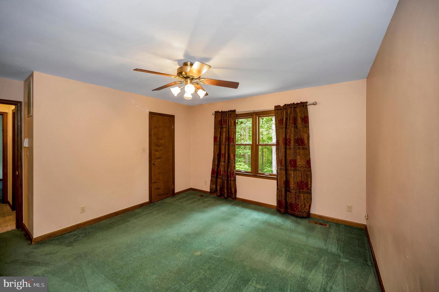 10001 SHAWNEE LN, SPOTSYLVANIA, Virginia 22553, 3 Bedrooms Bedrooms, ,3 BathroomsBathrooms,Residential,For sale,10001 SHAWNEE LN,VASP2033144 MLS # VASP2033144