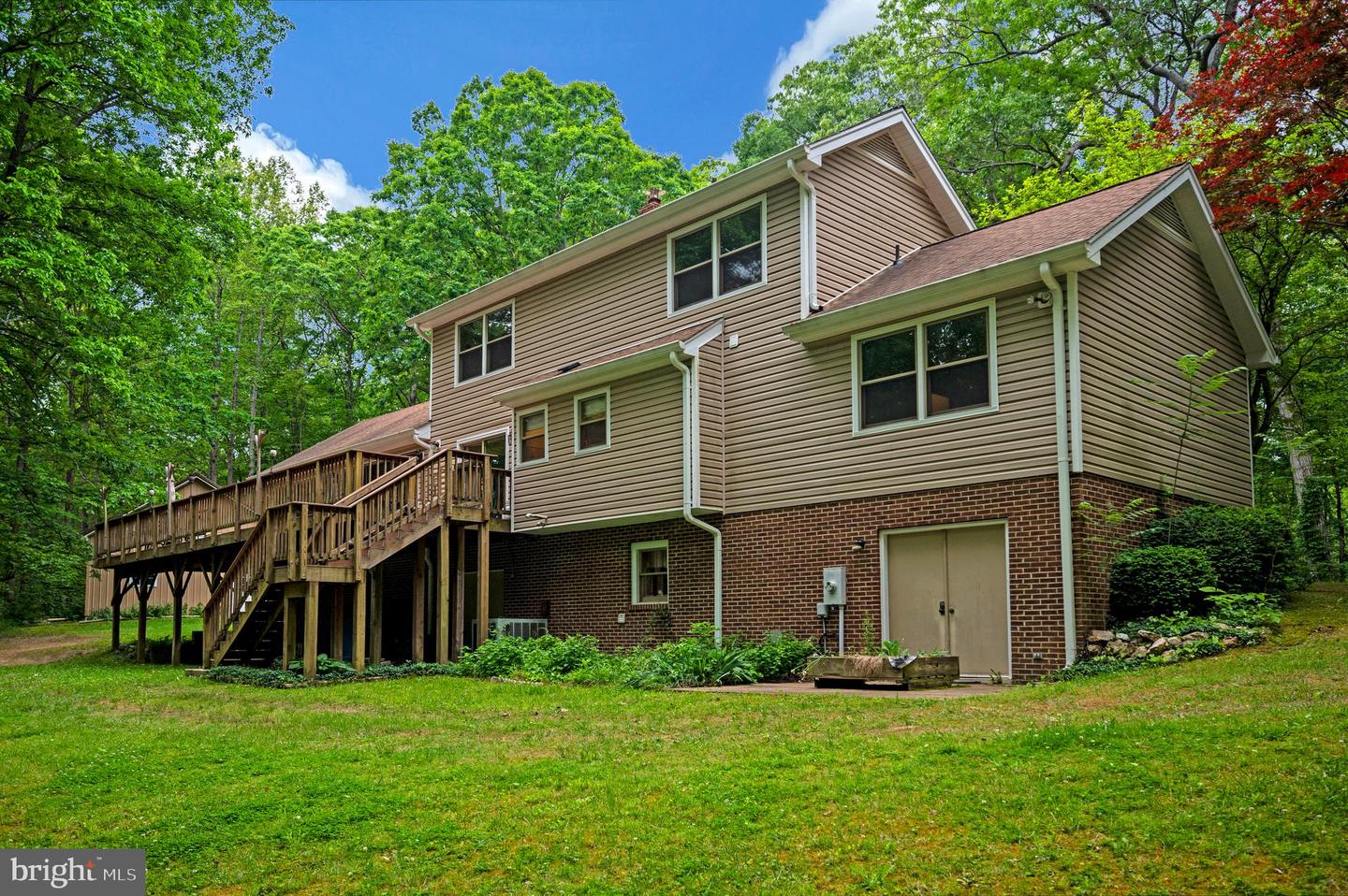 10001 SHAWNEE LN, SPOTSYLVANIA, Virginia 22553, 3 Bedrooms Bedrooms, ,3 BathroomsBathrooms,Residential,For sale,10001 SHAWNEE LN,VASP2033144 MLS # VASP2033144