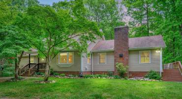 10001 SHAWNEE LN, SPOTSYLVANIA, Virginia 22553, 3 Bedrooms Bedrooms, ,3 BathroomsBathrooms,Residential,For sale,10001 SHAWNEE LN,VASP2033144 MLS # VASP2033144