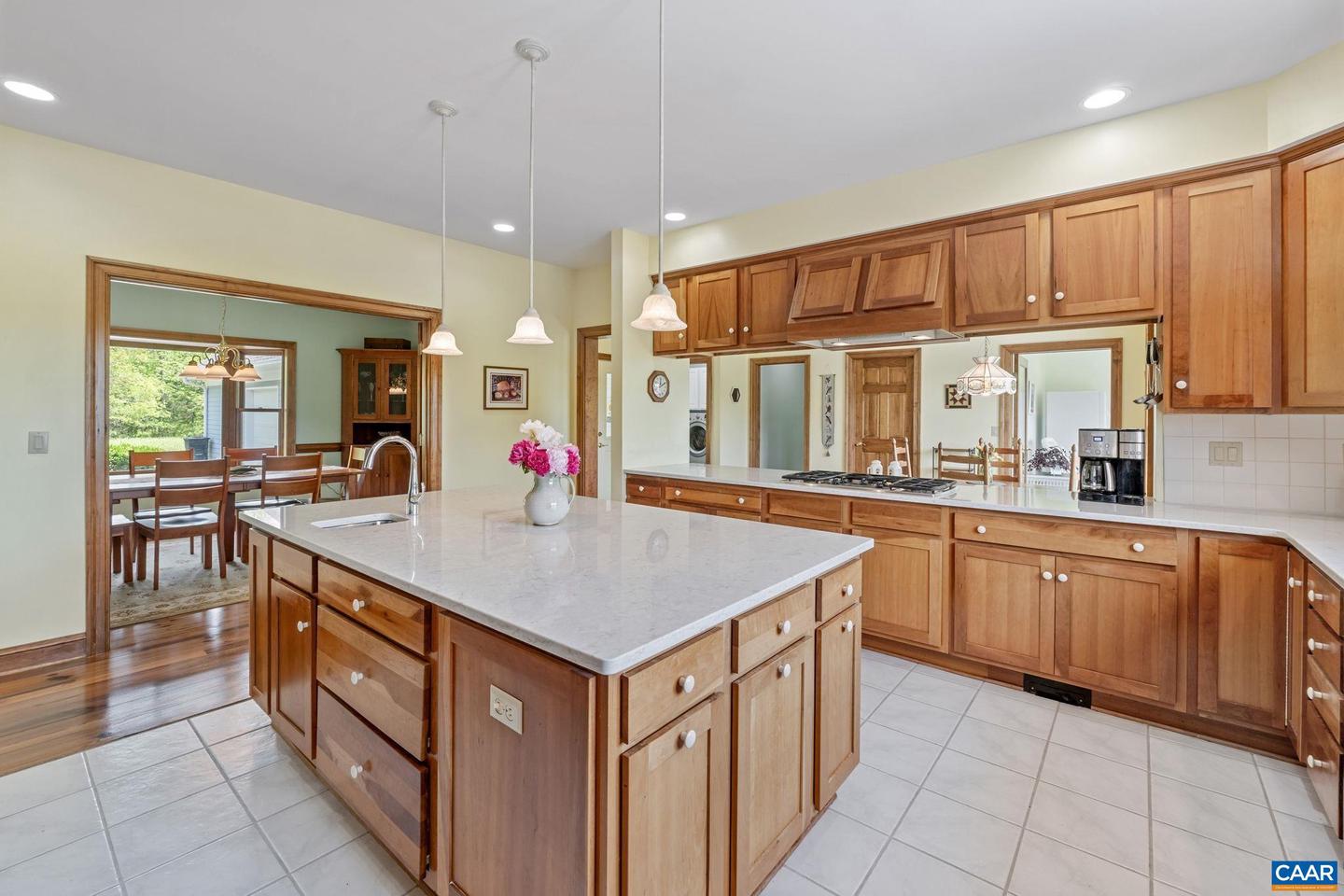 6670 SCOTTSVILLE RD, SCOTTSVILLE, Virginia 24590, 3 Bedrooms Bedrooms, ,2 BathroomsBathrooms,Residential,For sale,6670 SCOTTSVILLE RD,664546 MLS # 664546