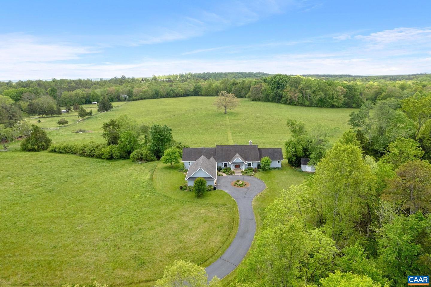 6670 SCOTTSVILLE RD, SCOTTSVILLE, Virginia 24590, 3 Bedrooms Bedrooms, ,2 BathroomsBathrooms,Residential,For sale,6670 SCOTTSVILLE RD,664546 MLS # 664546