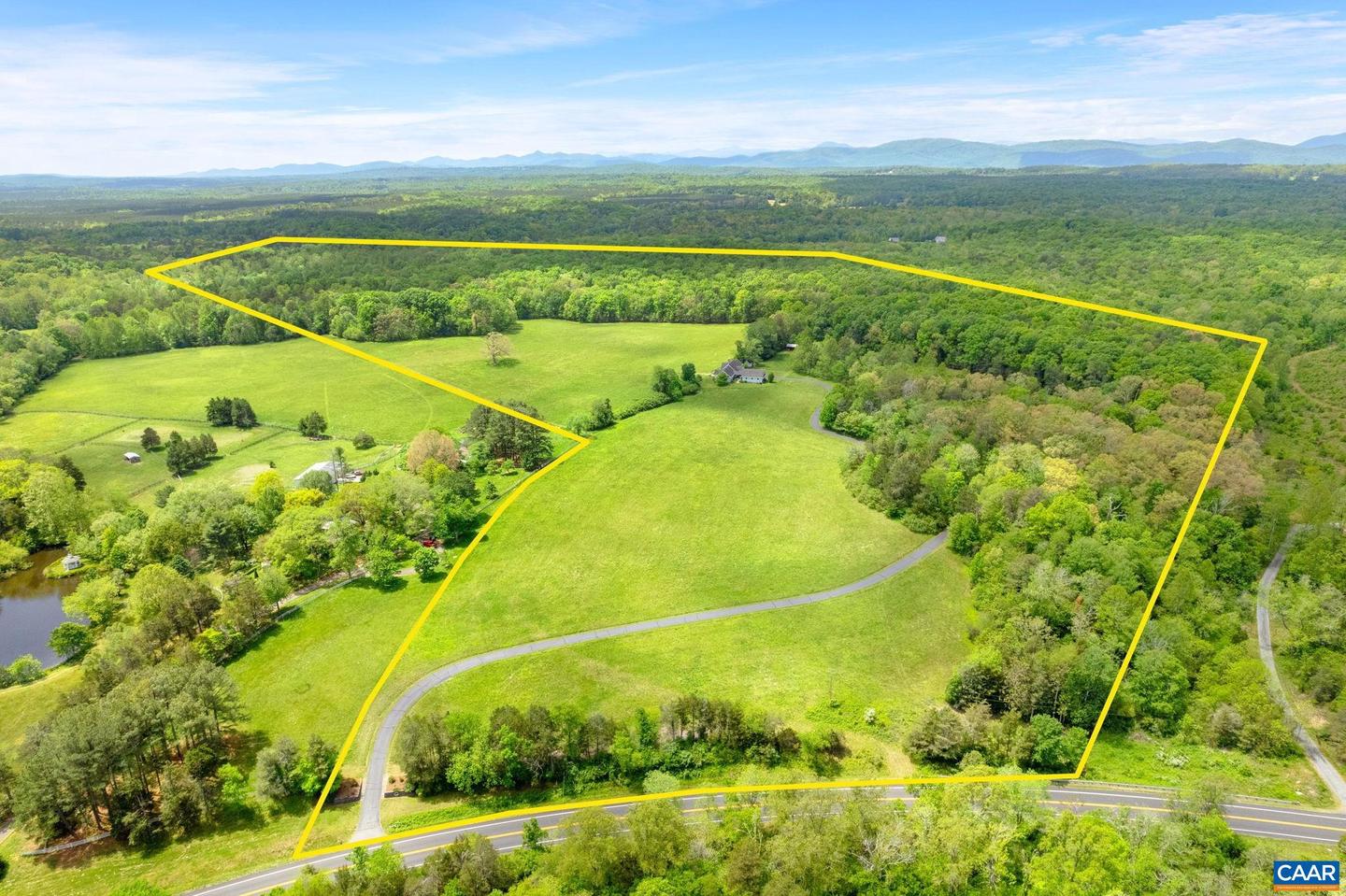 6670 SCOTTSVILLE RD, SCOTTSVILLE, Virginia 24590, 3 Bedrooms Bedrooms, ,2 BathroomsBathrooms,Residential,For sale,6670 SCOTTSVILLE RD,664546 MLS # 664546