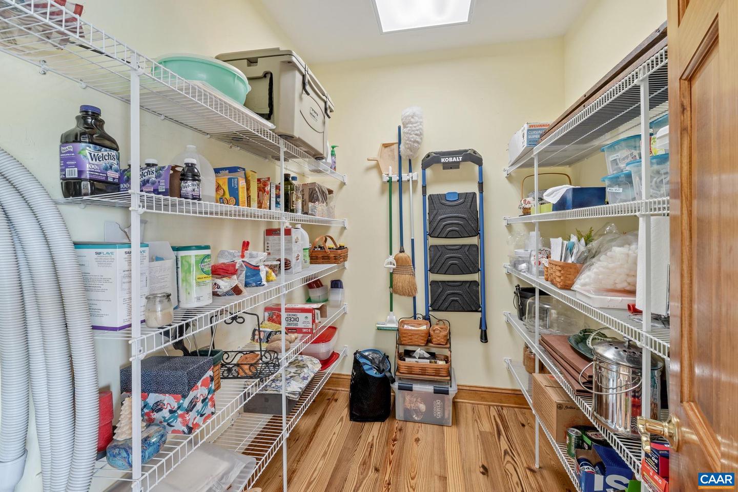 6670 SCOTTSVILLE RD, SCOTTSVILLE, Virginia 24590, 3 Bedrooms Bedrooms, ,2 BathroomsBathrooms,Residential,For sale,6670 SCOTTSVILLE RD,664546 MLS # 664546