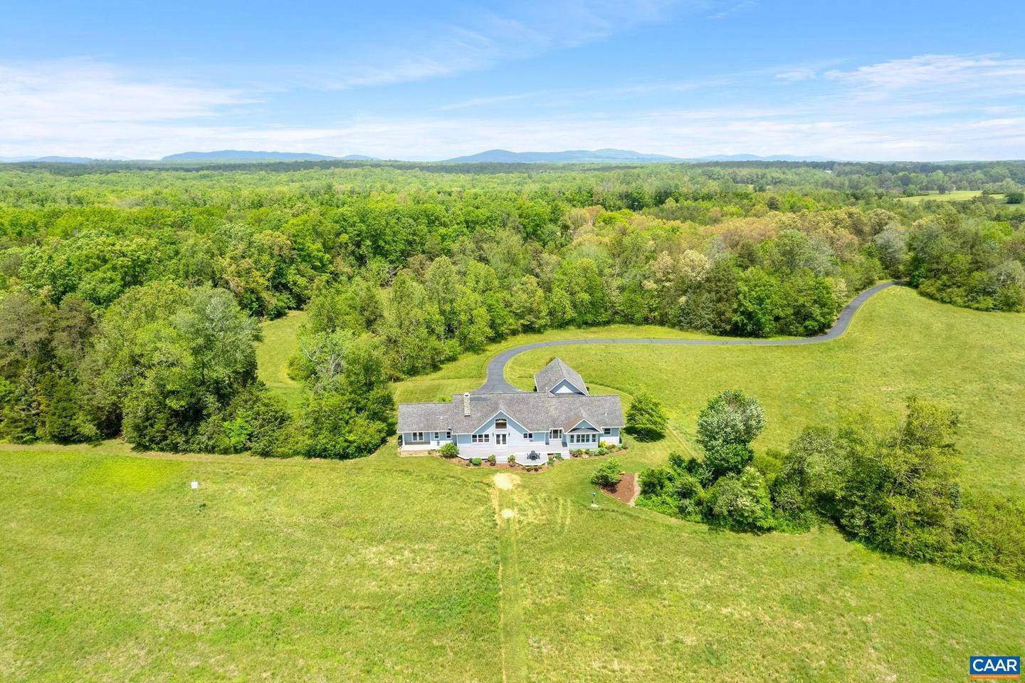 6670 SCOTTSVILLE RD, SCOTTSVILLE, Virginia 24590, 3 Bedrooms Bedrooms, ,2 BathroomsBathrooms,Residential,For sale,6670 SCOTTSVILLE RD,664546 MLS # 664546