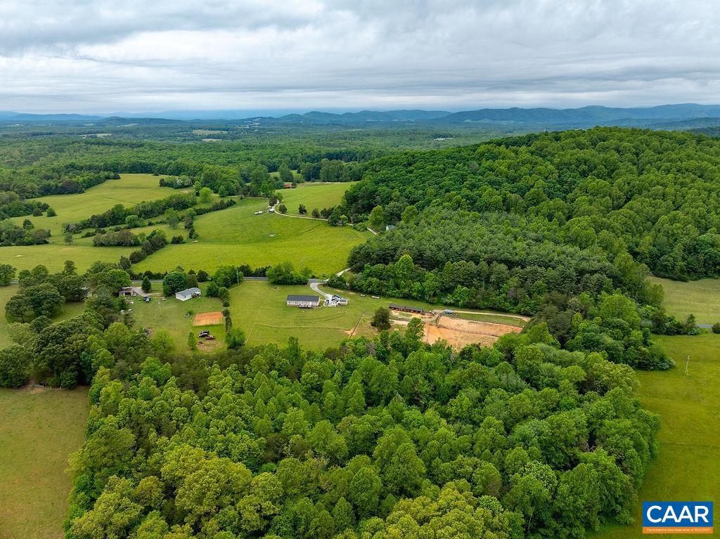 763 FINDLAY MOUNTAIN RD, SHIPMAN, Virginia 22971, 3 Bedrooms Bedrooms, ,2 BathroomsBathrooms,Residential,For sale,763 FINDLAY MOUNTAIN RD,664549 MLS # 664549