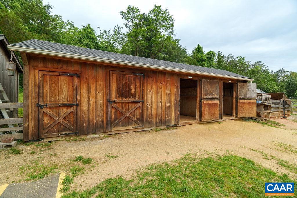 763 FINDLAY MOUNTAIN RD, SHIPMAN, Virginia 22971, 3 Bedrooms Bedrooms, ,2 BathroomsBathrooms,Residential,For sale,763 FINDLAY MOUNTAIN RD,664549 MLS # 664549