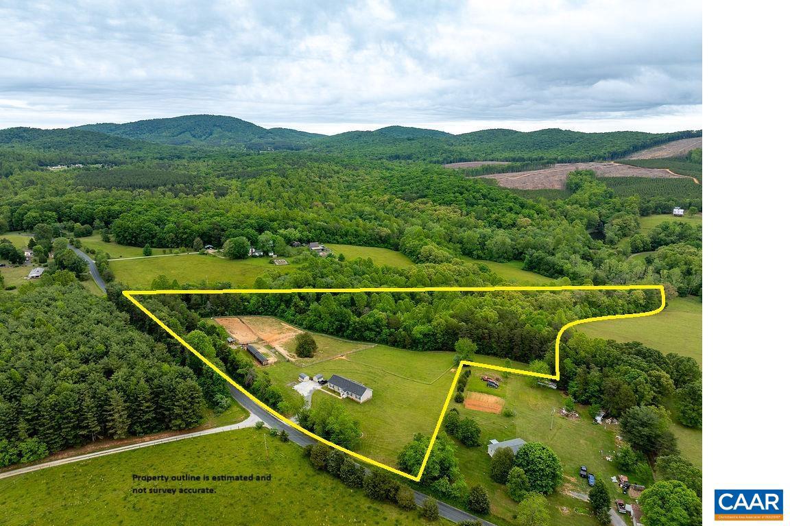 763 FINDLAY MOUNTAIN RD, SHIPMAN, Virginia 22971, 3 Bedrooms Bedrooms, ,2 BathroomsBathrooms,Residential,For sale,763 FINDLAY MOUNTAIN RD,664549 MLS # 664549