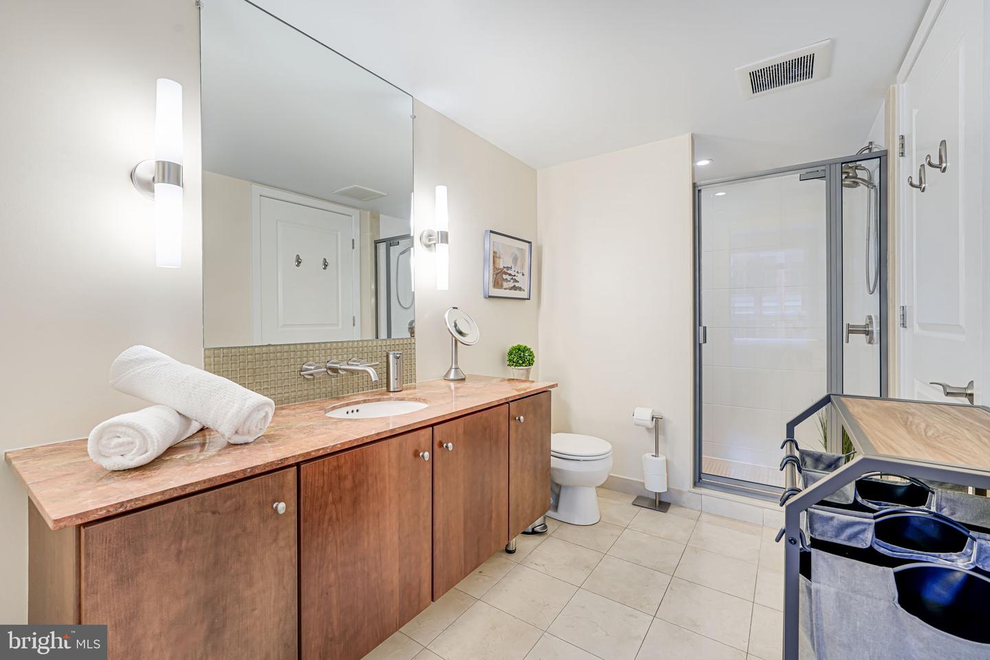 1025 1ST ST SE #1212, WASHINGTON, District Of Columbia 20003, 2 Bedrooms Bedrooms, ,2 BathroomsBathrooms,Residential,For sale,1025 1ST ST SE #1212,DCDC2200752 MLS # DCDC2200752