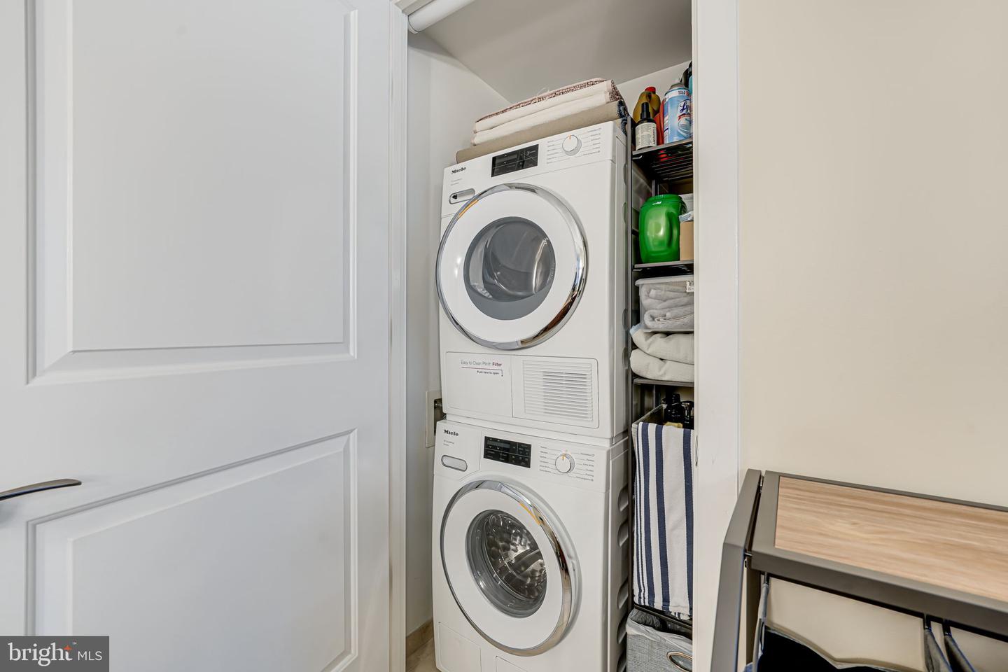 1025 1ST ST SE #1212, WASHINGTON, District Of Columbia 20003, 2 Bedrooms Bedrooms, ,2 BathroomsBathrooms,Residential,For sale,1025 1ST ST SE #1212,DCDC2200752 MLS # DCDC2200752