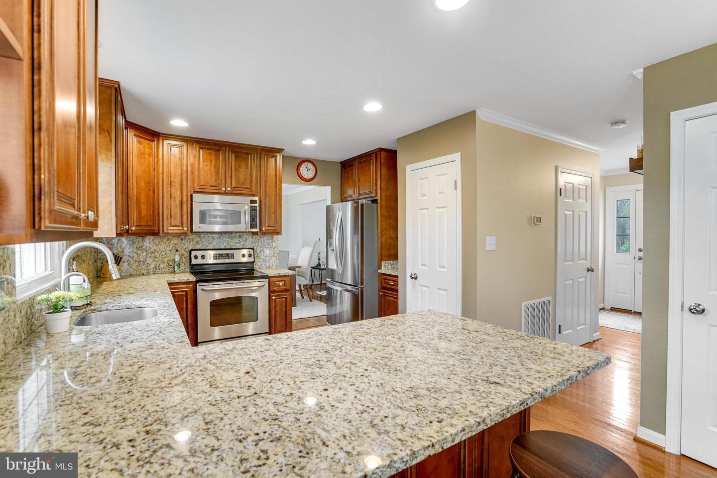 8414 SWEET PINE CT, SPRINGFIELD, Virginia 22153, 5 Bedrooms Bedrooms, ,3 BathroomsBathrooms,Residential,For sale,8414 SWEET PINE CT,VAFX2204514 MLS # VAFX2204514