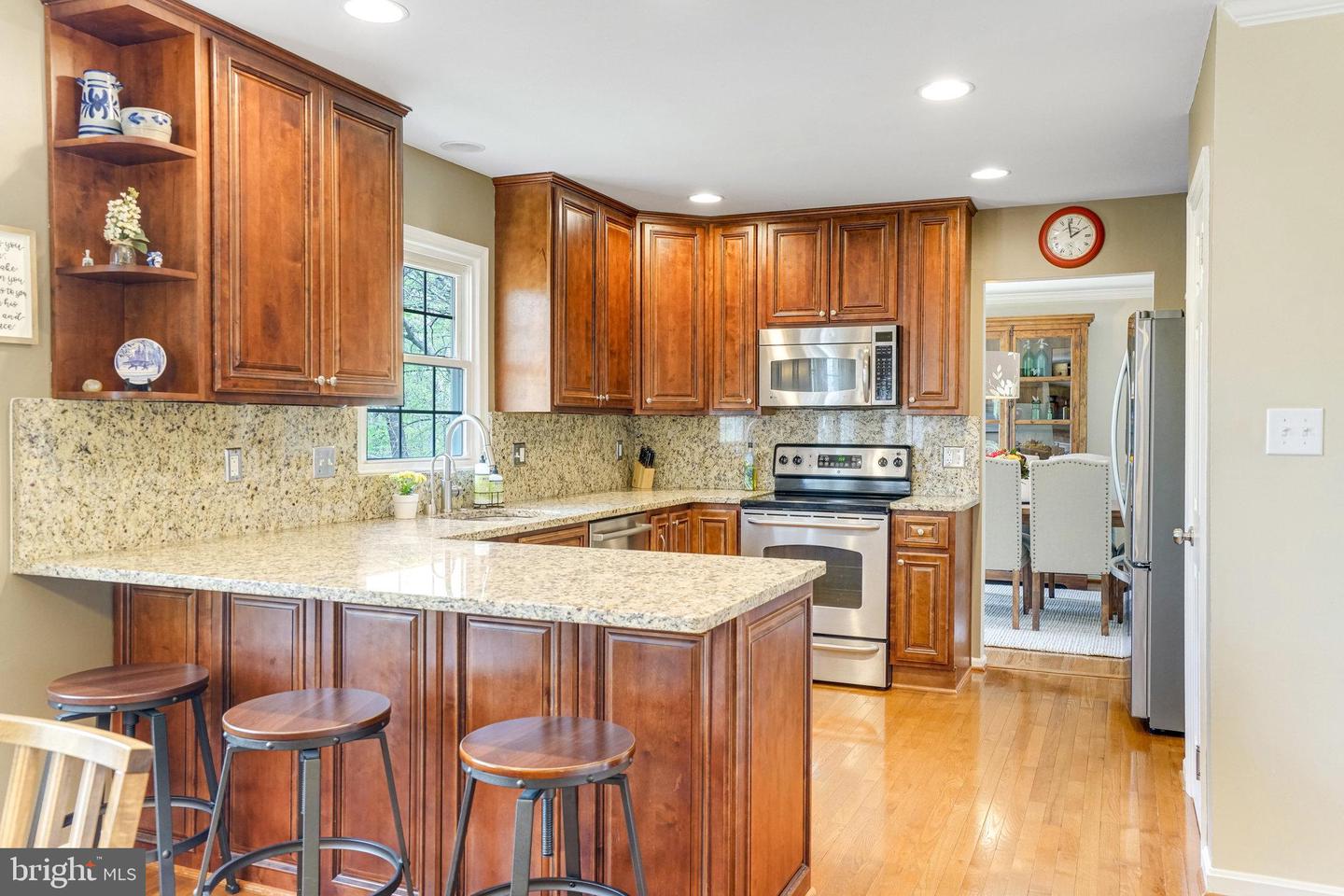 8414 SWEET PINE CT, SPRINGFIELD, Virginia 22153, 5 Bedrooms Bedrooms, ,3 BathroomsBathrooms,Residential,For sale,8414 SWEET PINE CT,VAFX2204514 MLS # VAFX2204514