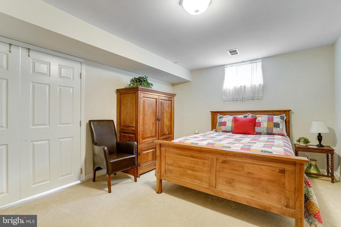 8414 SWEET PINE CT, SPRINGFIELD, Virginia 22153, 5 Bedrooms Bedrooms, ,3 BathroomsBathrooms,Residential,For sale,8414 SWEET PINE CT,VAFX2204514 MLS # VAFX2204514