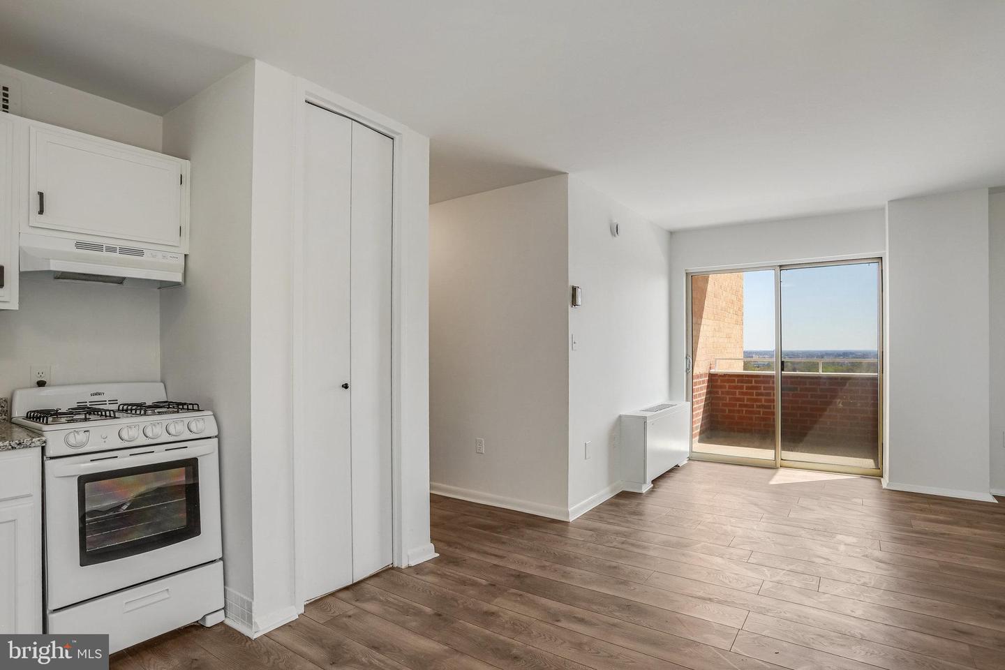 2800 WISCONSIN AVE NW #602, WASHINGTON, District Of Columbia 20007, ,1 BathroomBathrooms,Residential,For sale,2800 WISCONSIN AVE NW #602,DCDC2174304 MLS # DCDC2174304