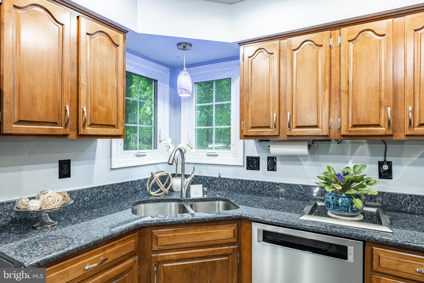 9123 WOOD POINTE WAY, FAIRFAX STATION, Virginia 22039, 4 Bedrooms Bedrooms, ,3 BathroomsBathrooms,Residential,For sale,9123 WOOD POINTE WAY,VAFX2218386 MLS # VAFX2218386
