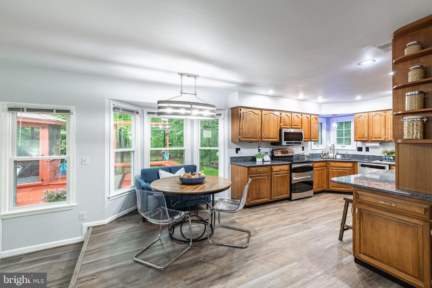 9123 WOOD POINTE WAY, FAIRFAX STATION, Virginia 22039, 4 Bedrooms Bedrooms, ,3 BathroomsBathrooms,Residential,For sale,9123 WOOD POINTE WAY,VAFX2218386 MLS # VAFX2218386
