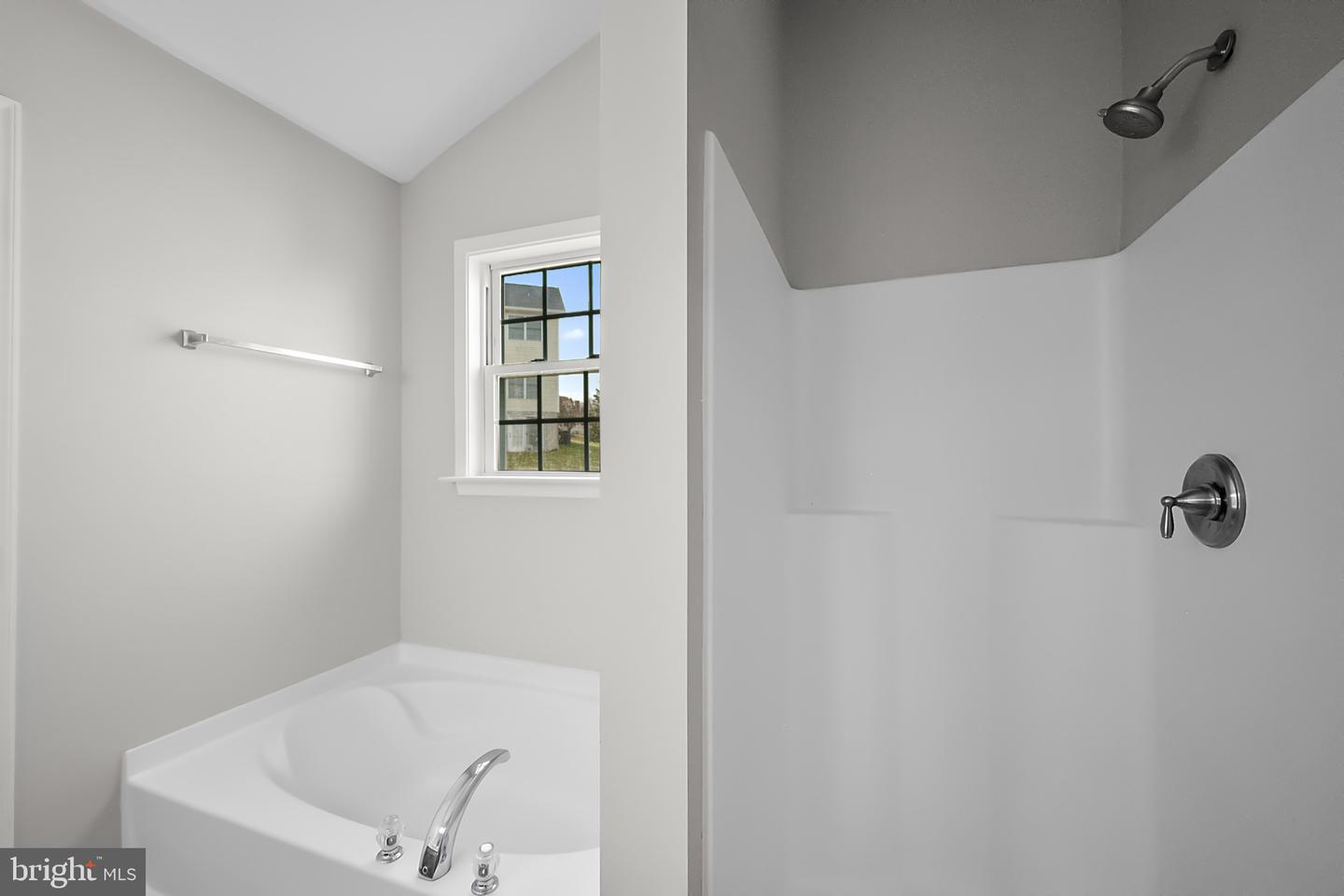 2320 TOWER AVE, WINCHESTER, Virginia 22601, 4 Bedrooms Bedrooms, ,2 BathroomsBathrooms,Residential,For sale,2320 TOWER AVE,VAWI2007072 MLS # VAWI2007072