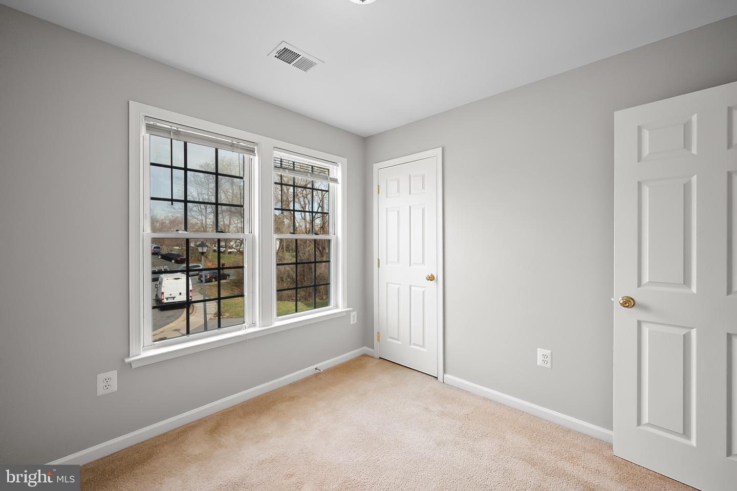 2320 TOWER AVE, WINCHESTER, Virginia 22601, 4 Bedrooms Bedrooms, ,2 BathroomsBathrooms,Residential,For sale,2320 TOWER AVE,VAWI2007072 MLS # VAWI2007072