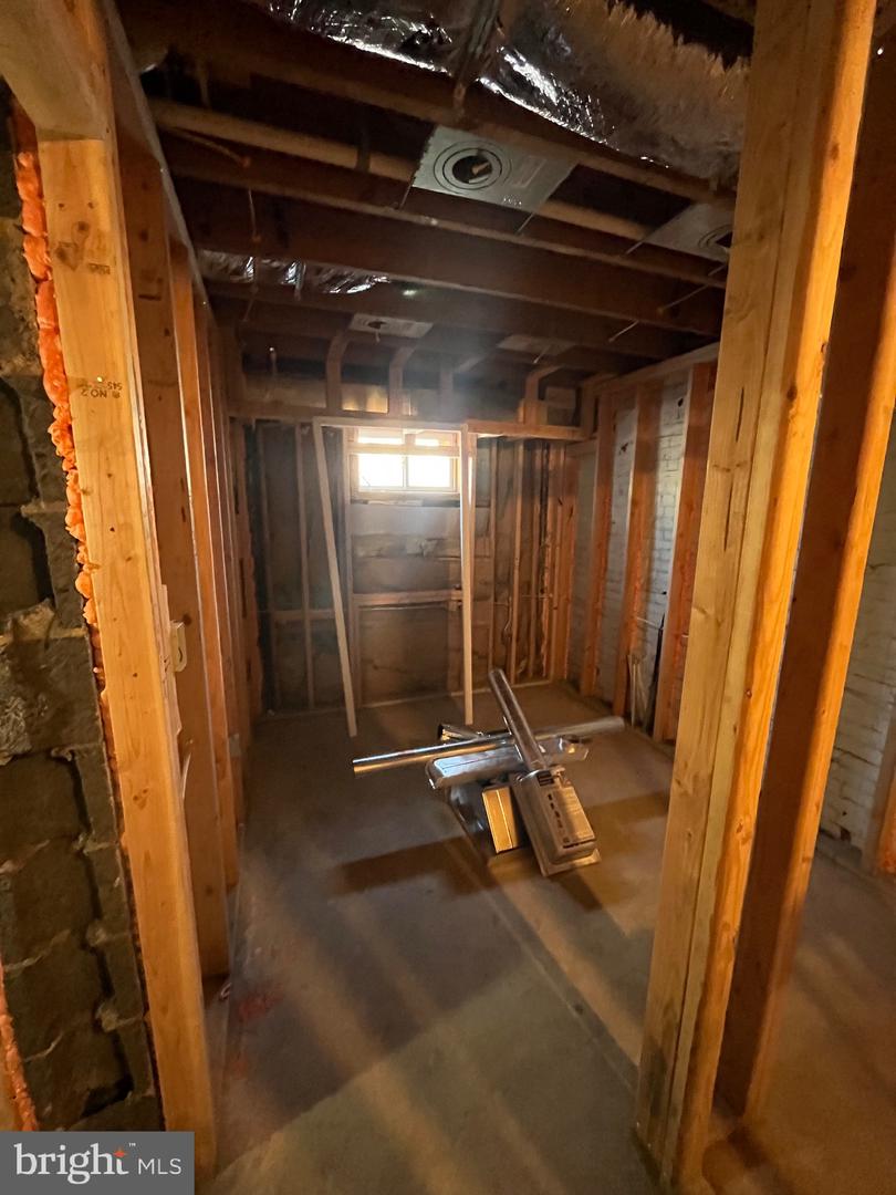 317 18TH ST NE, WASHINGTON, District Of Columbia 20002, 4 Bedrooms Bedrooms, ,3 BathroomsBathrooms,Residential,For sale,317 18TH ST NE,DCDC2176026 MLS # DCDC2176026