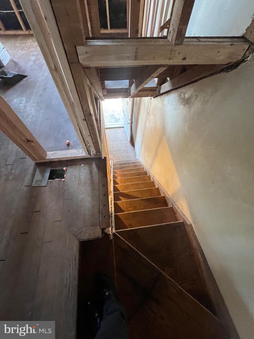 317 18TH ST NE, WASHINGTON, District Of Columbia 20002, 4 Bedrooms Bedrooms, ,3 BathroomsBathrooms,Residential,For sale,317 18TH ST NE,DCDC2176026 MLS # DCDC2176026