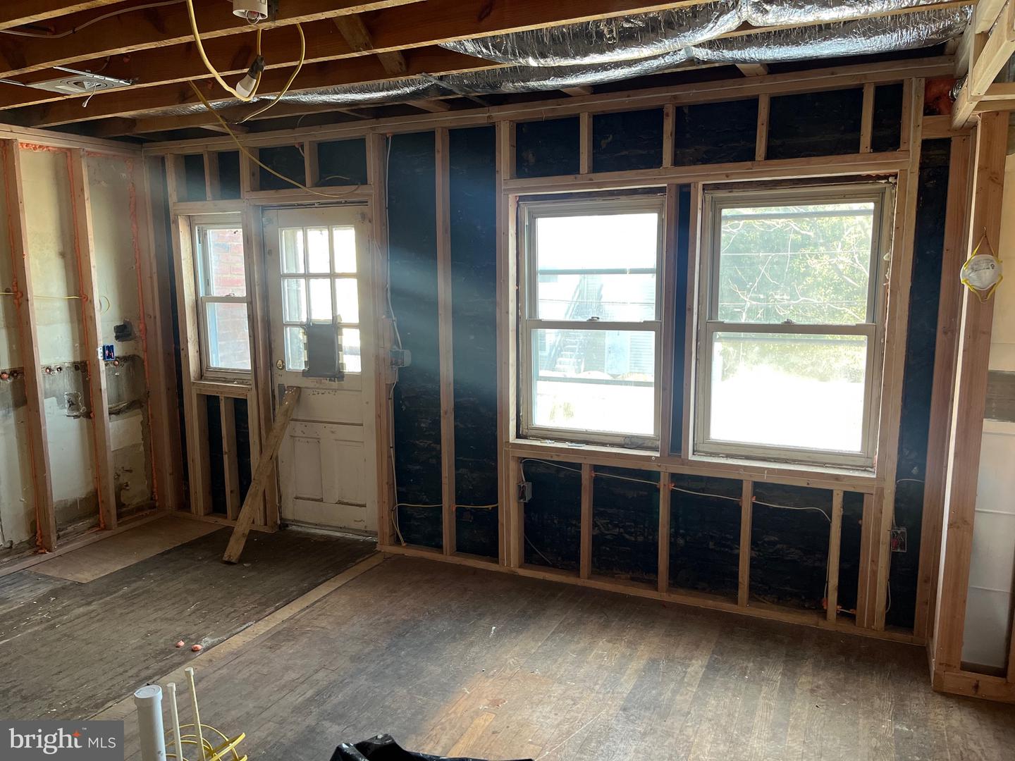 317 18TH ST NE, WASHINGTON, District Of Columbia 20002, 4 Bedrooms Bedrooms, ,3 BathroomsBathrooms,Residential,For sale,317 18TH ST NE,DCDC2176026 MLS # DCDC2176026