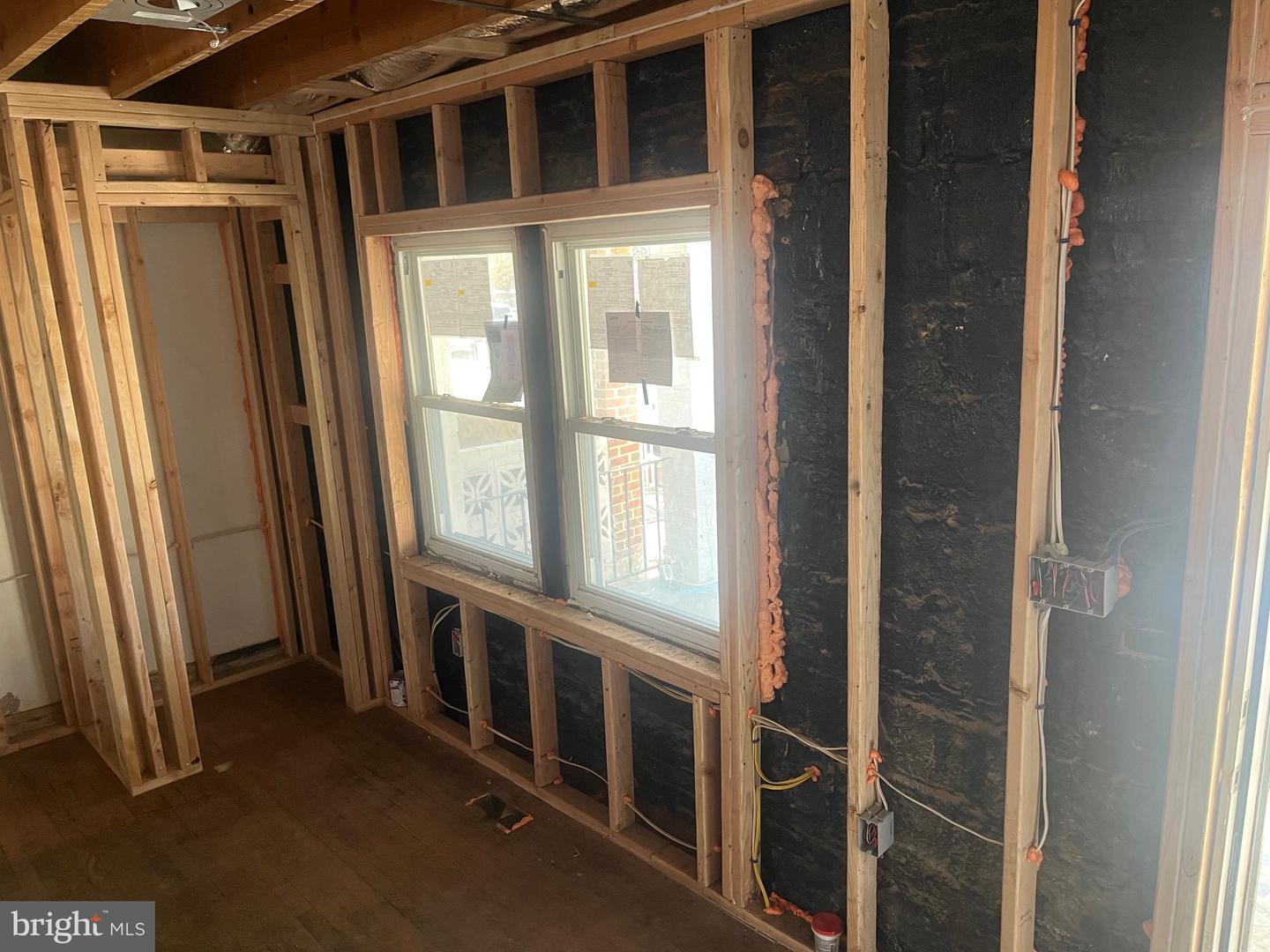 317 18TH ST NE, WASHINGTON, District Of Columbia 20002, 4 Bedrooms Bedrooms, ,3 BathroomsBathrooms,Residential,For sale,317 18TH ST NE,DCDC2176026 MLS # DCDC2176026