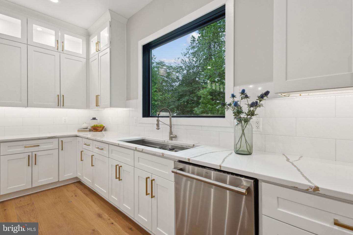 6919 BERKELEY ST, FALLS CHURCH, Virginia 22043, 7 Bedrooms Bedrooms, 7 Rooms Rooms,7 BathroomsBathrooms,Residential,For sale,6919 BERKELEY ST,VAFX2219380 MLS # VAFX2219380